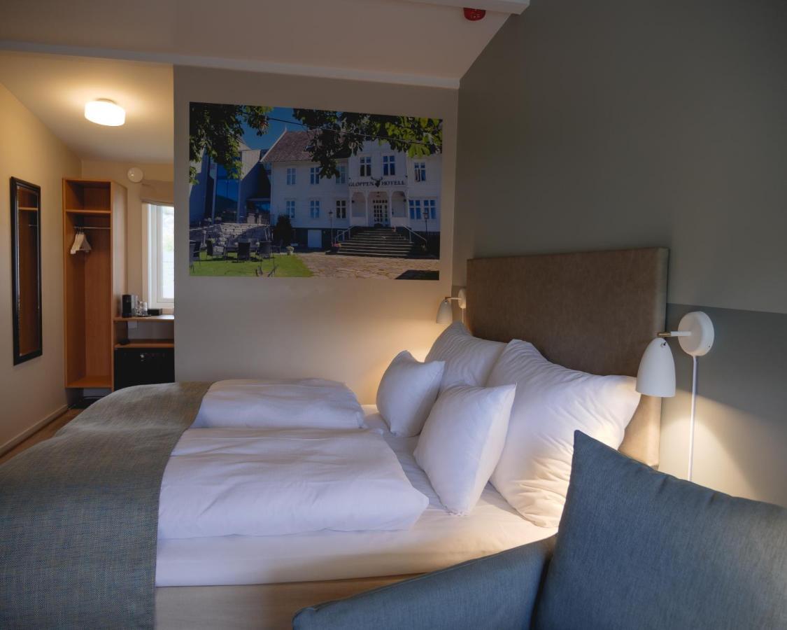 Strand Hotel Fevik - By Classic Norway Hotels Exterior photo